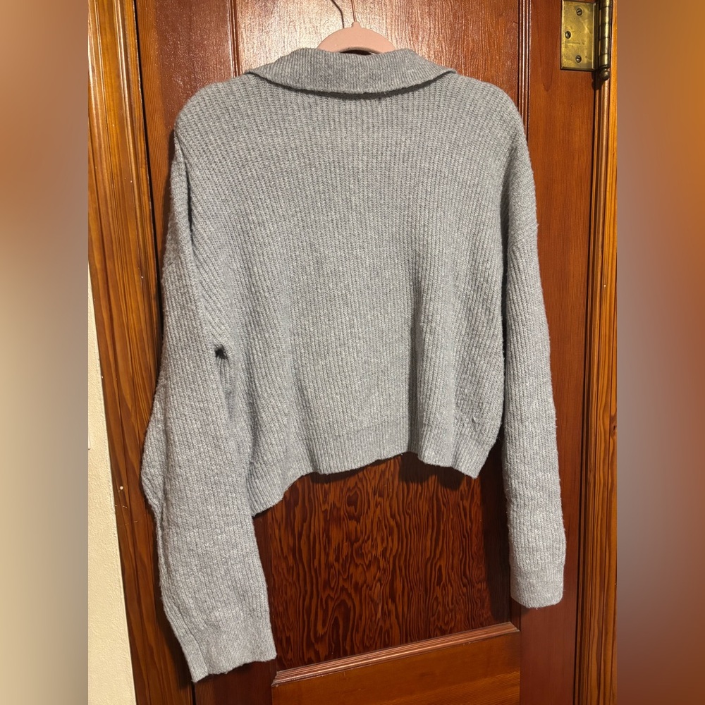 BP. Nordstrom Women’s Gray Knit Cropped Collared Sweater with Buttons Size Large - Picture 5 of 6